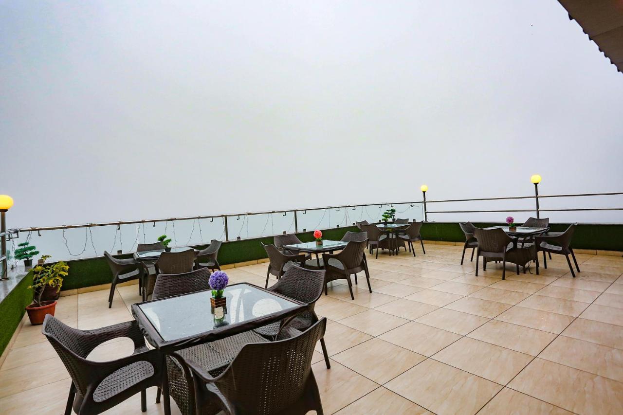 Fabhotel Winter Line Inn Масурі Екстер'єр фото